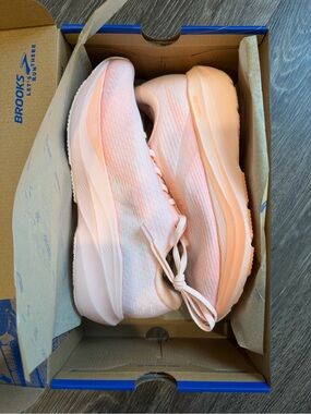 Brooks Ghost AMP Running Shoes